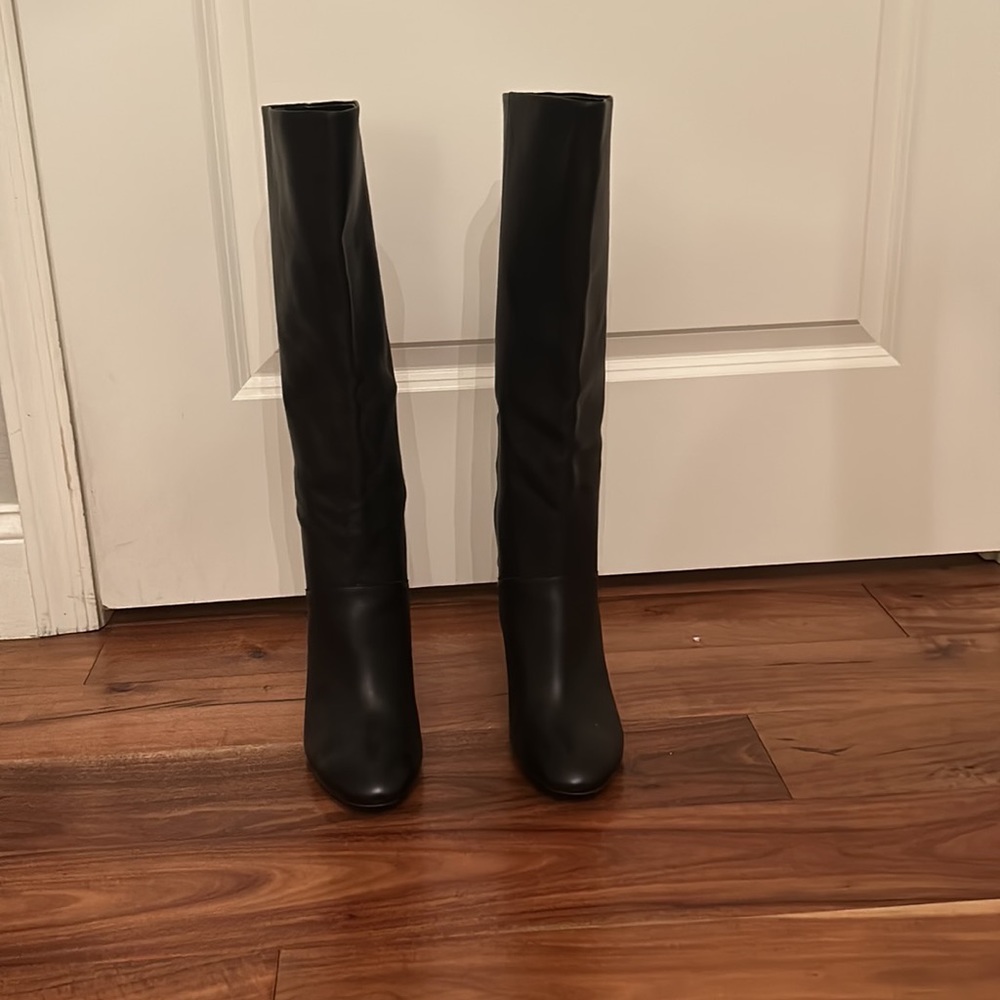 Cole Haan Black Lamb Skin Leather boots with chunk heel. 💜